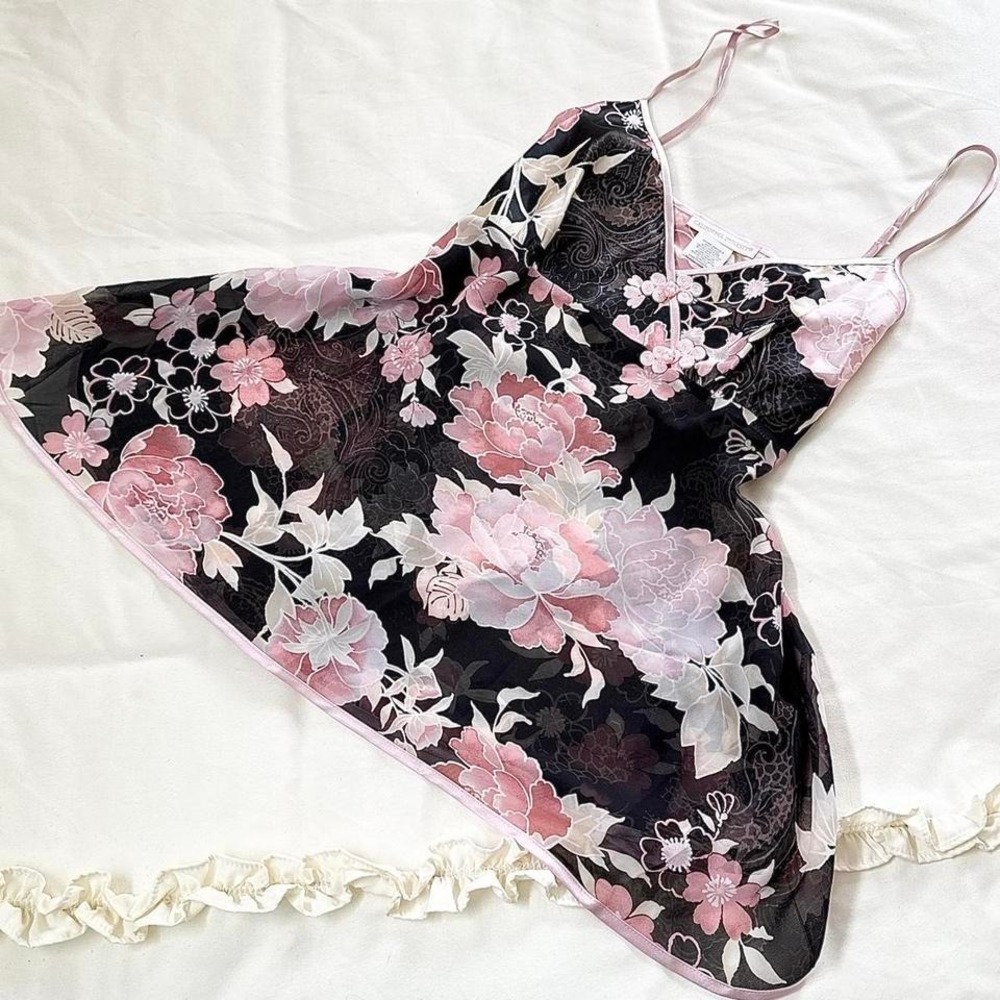 floral slip dress  Y2K california dynasty floral mini dress size medium